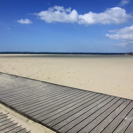 Epsom - En Front De *